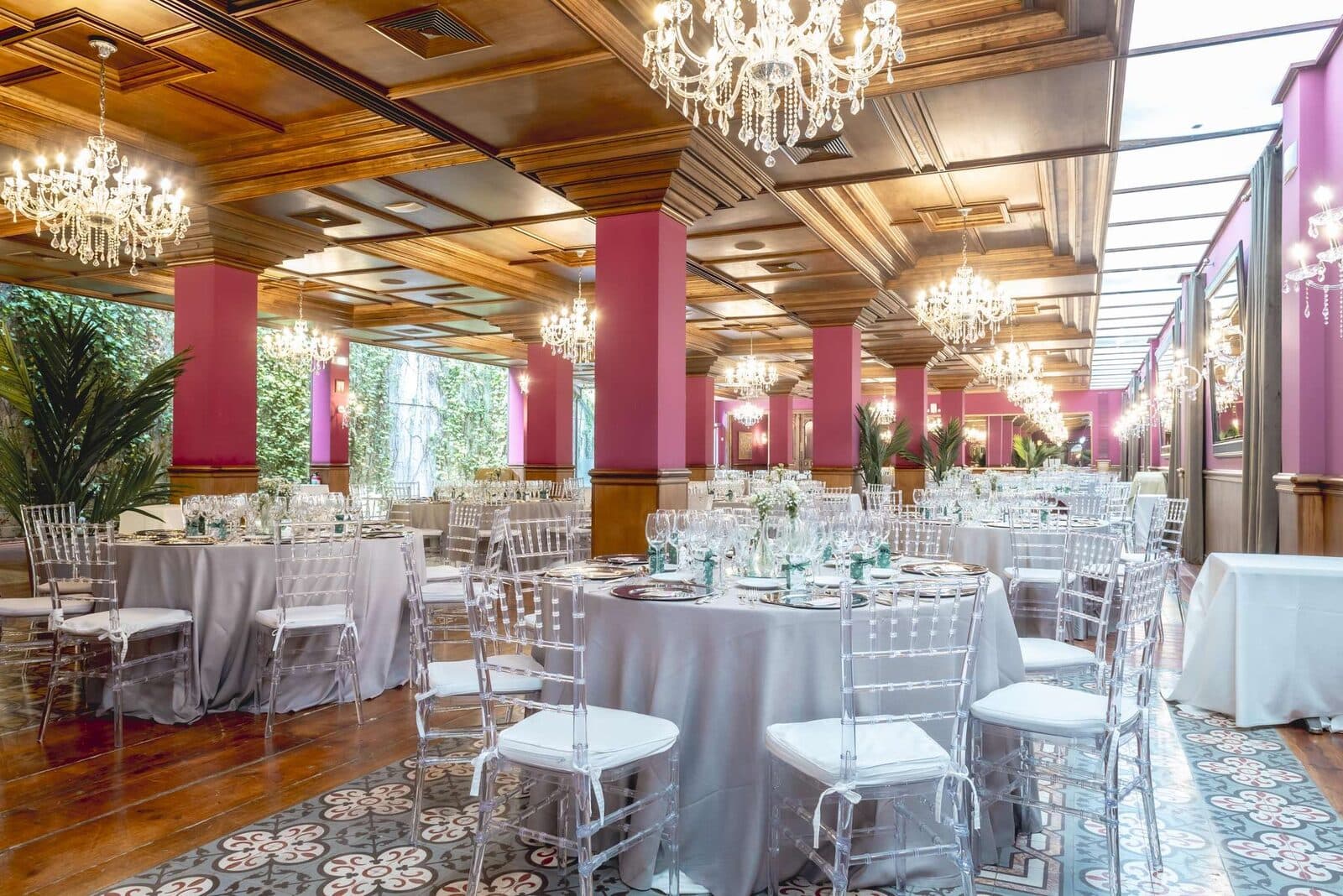 Salón Inglés — La Casa de las Hiedras